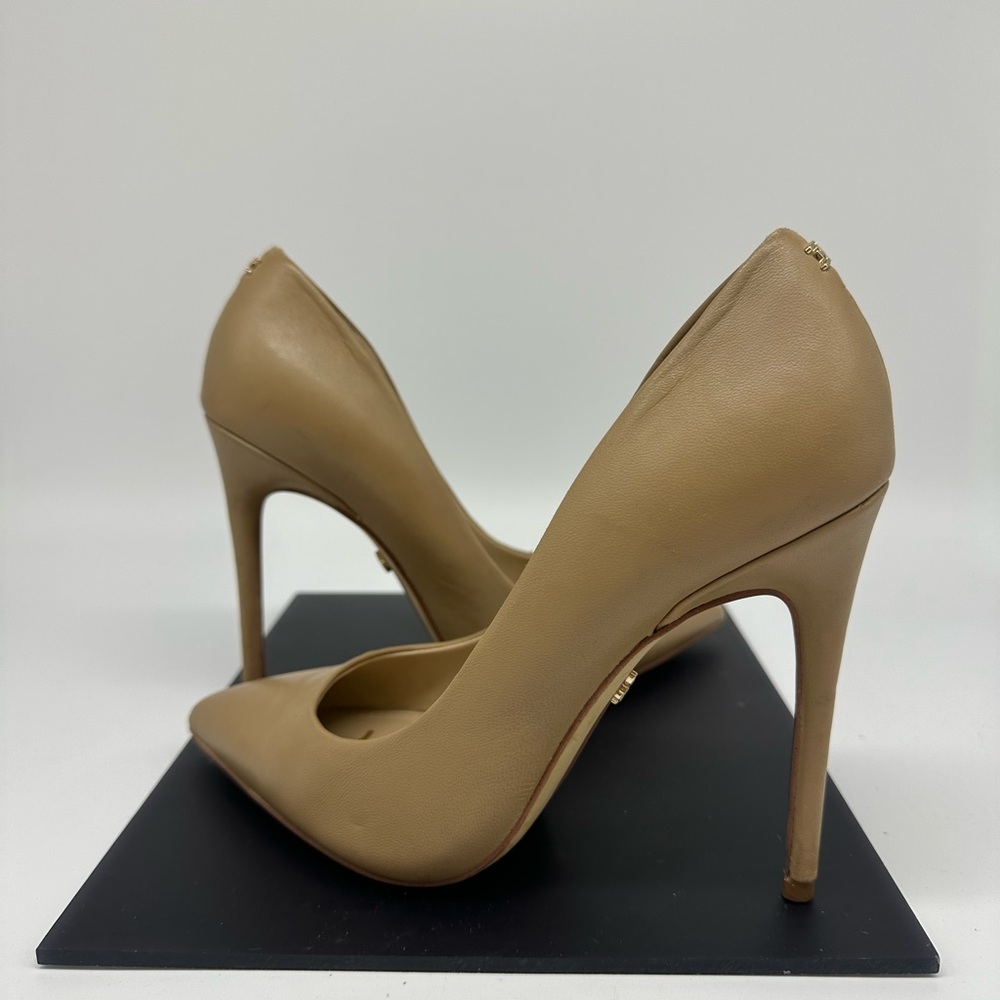 Sam Edelman Classic Tan Heels